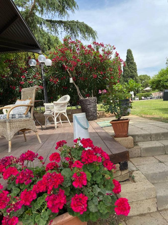 B&B Villa Il Poggetto Venturina Terme Exteriör bild