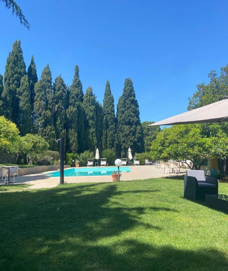 B&B Villa Il Poggetto Venturina Terme Exteriör bild