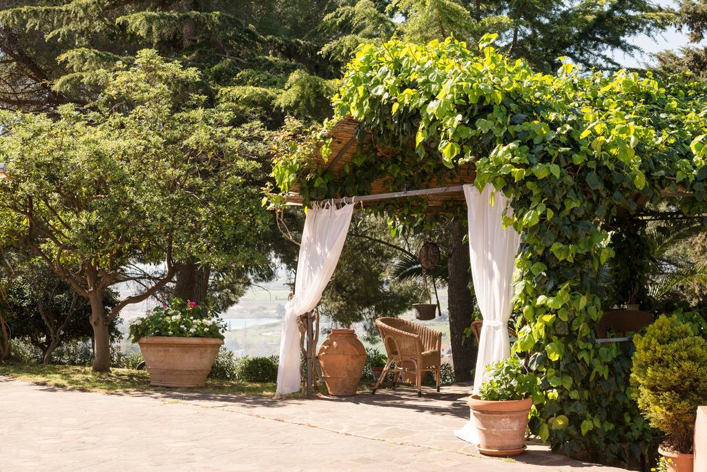 B&B Villa Il Poggetto Venturina Terme Exteriör bild